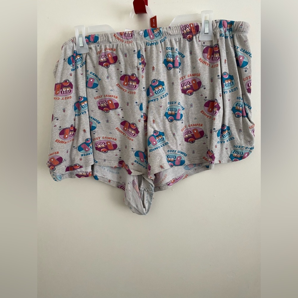 Van sleep shorts (used)